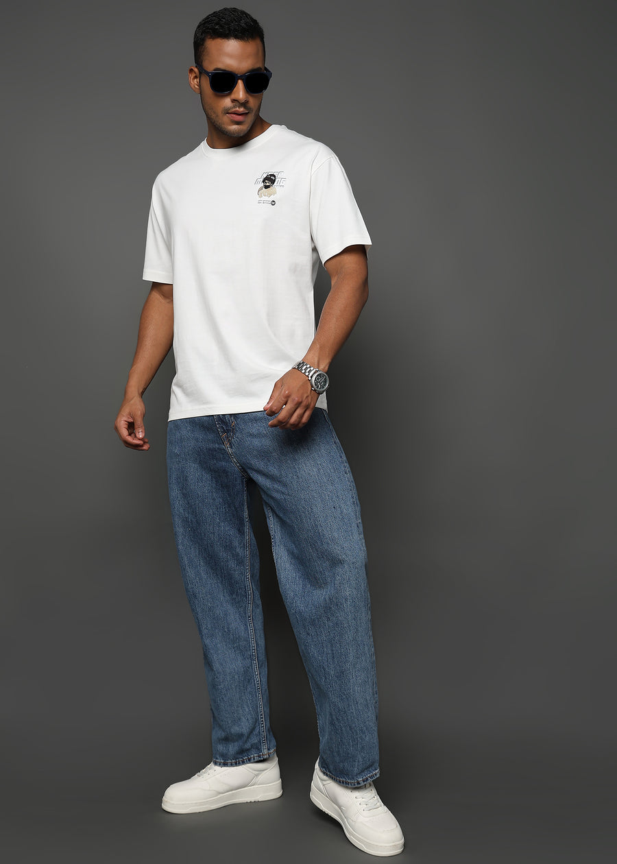 Star White Keep Moving Graphic Oversized Tshirt