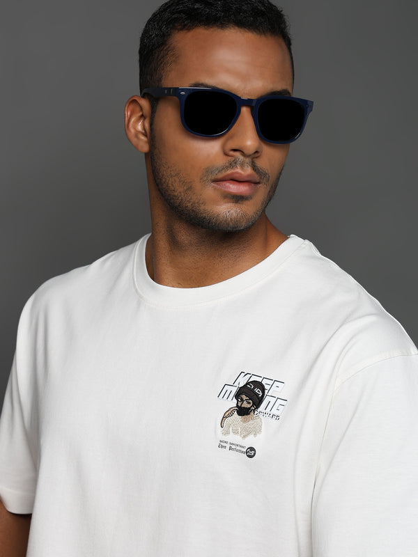 Star White Keep Moving Graphic Oversized Tshirt