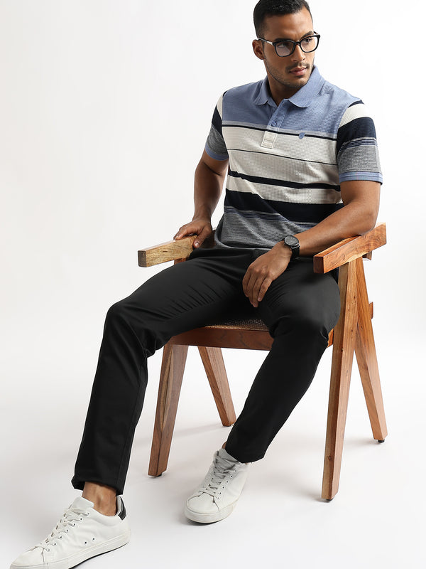 Box Structured Blue and White Stripes