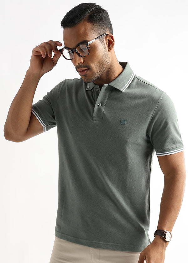 Wreath Green Solid Polo T-Shirt