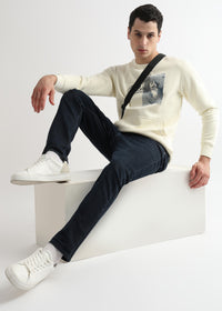 High density emboss print White Asparagus Sweatshirt
