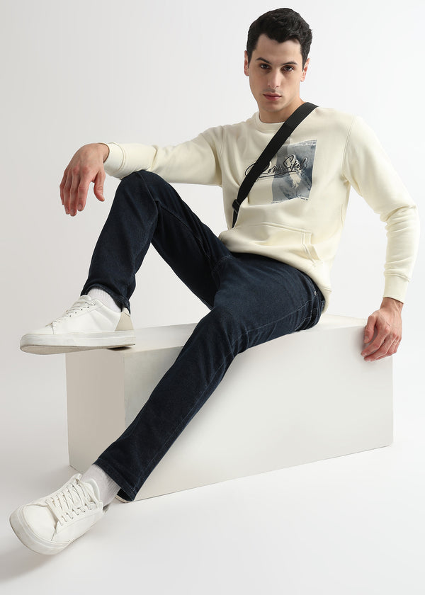 High density emboss print White Asparagus Sweatshirt