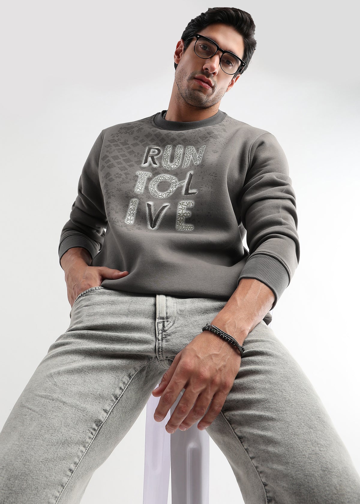 Run to live Cloudburst Gray Sweatshirt